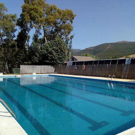 Balneario Banos Del Robledillo فندق